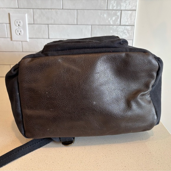 Daniel Cremieux Limited Edition Canvas Leather Backpack Laptop Messenger Bag EUC - Picture 8 of 10